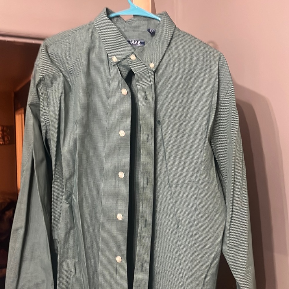 Men’s dress shirt